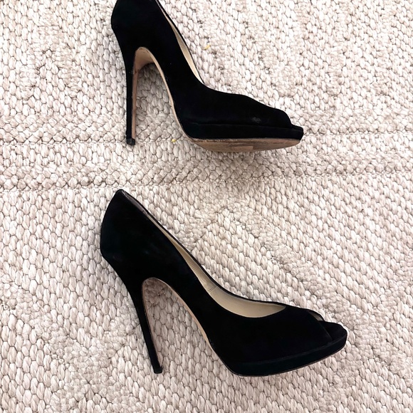 Jimmy Choo Luna Black Suede Platform
Peep Toe Heels Size 39 (US 8-9) - Picture 4 of 11